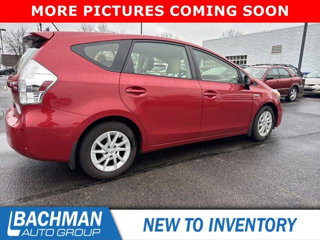 2014 Toyota Prius v Two