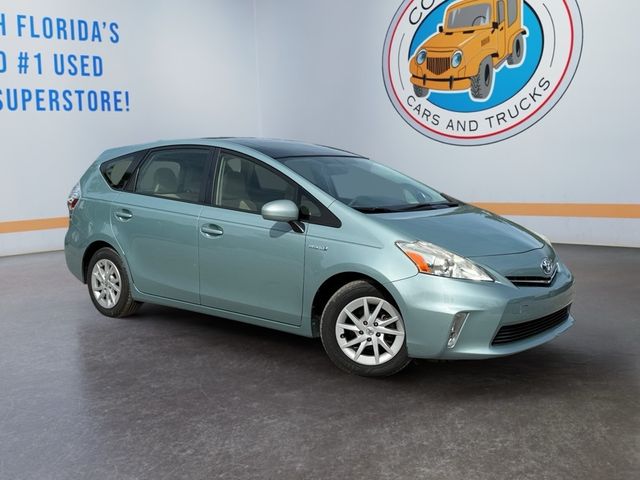 2014 Toyota Prius v Five