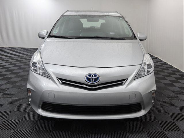 2014 Toyota Prius v Two