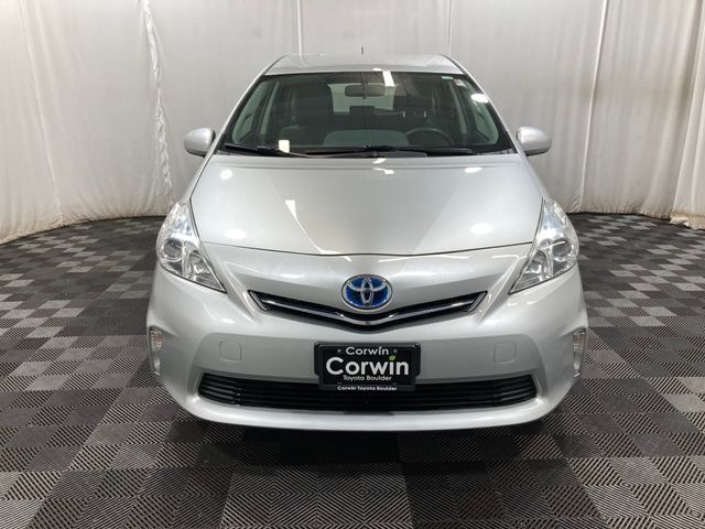 2014 Toyota Prius v Five