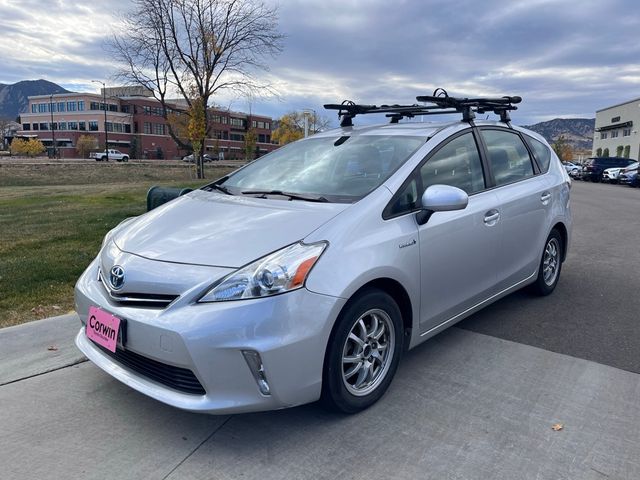 2014 Toyota Prius v Five