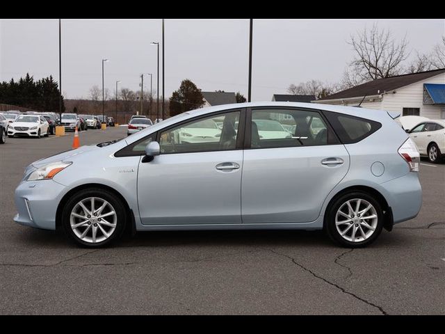 2014 Toyota Prius v Five