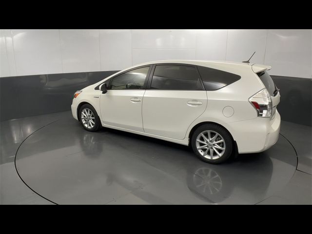 2014 Toyota Prius v Five