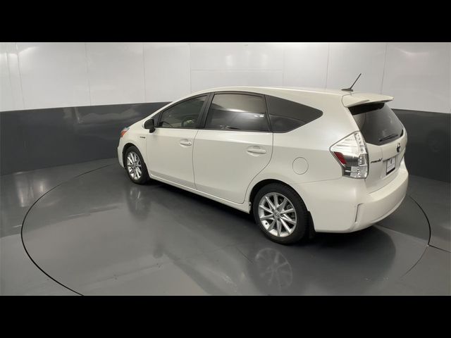 2014 Toyota Prius v Five