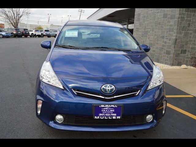 2014 Toyota Prius v Five