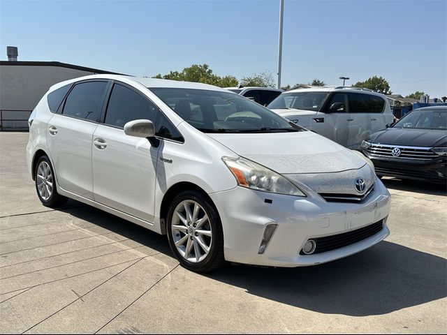 2014 Toyota Prius v Five