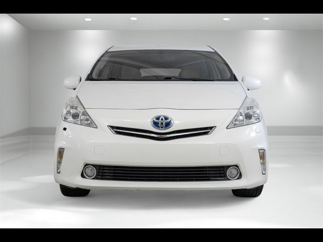 2014 Toyota Prius v Five