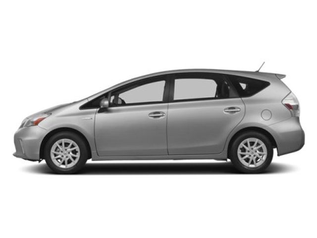 2014 Toyota Prius v Five