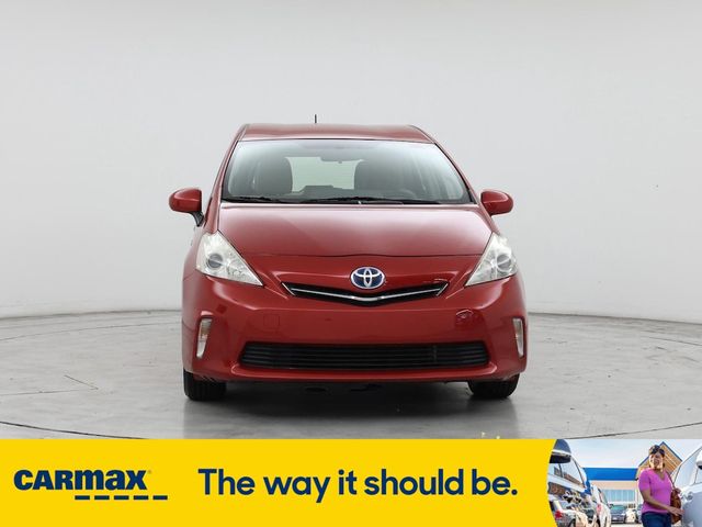 2014 Toyota Prius v Five