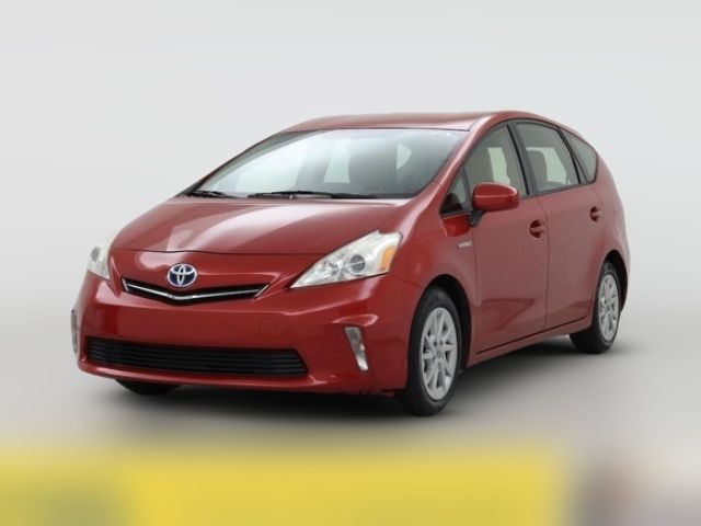 2014 Toyota Prius v Five