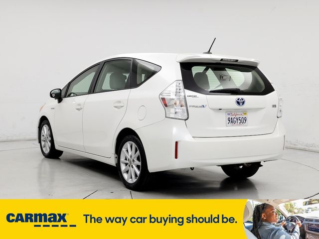 2014 Toyota Prius v Five