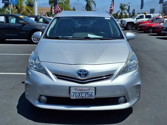 2014 Toyota Prius v Five