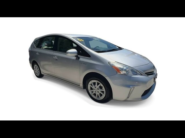 2014 Toyota Prius v Five