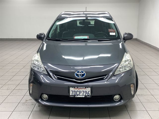 2014 Toyota Prius v Five