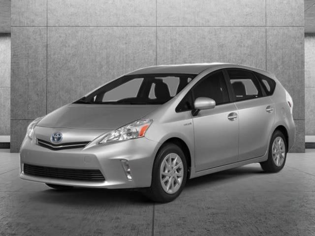 2014 Toyota Prius v Five