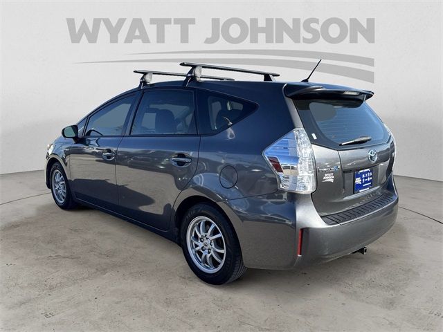 2014 Toyota Prius v Five