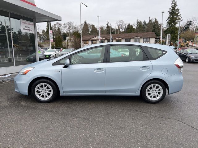 2014 Toyota Prius v Two