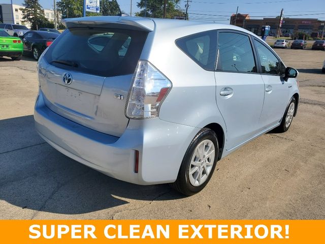 2014 Toyota Prius v Three