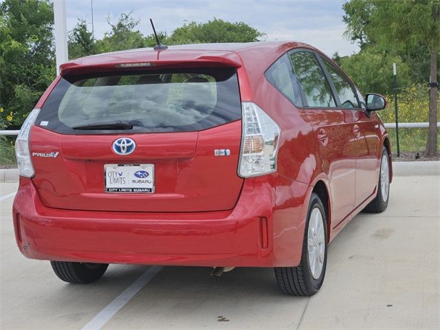 2014 Toyota Prius v Three