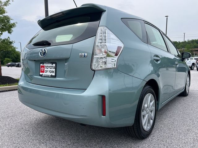 2014 Toyota Prius v Two