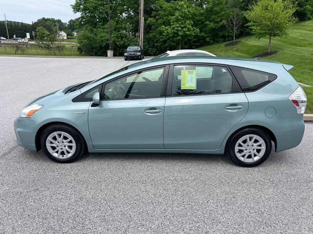 2014 Toyota Prius v Two
