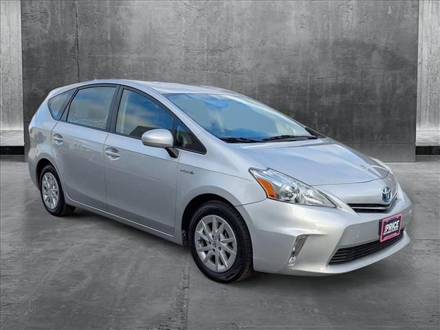 2014 Toyota Prius v Two