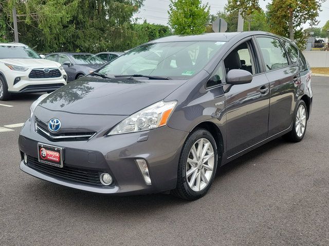 2014 Toyota Prius v Two