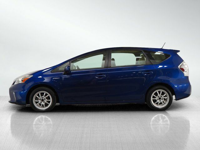 2014 Toyota Prius v Two