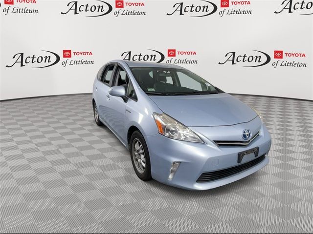 2014 Toyota Prius v Two