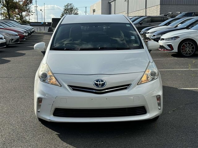 2014 Toyota Prius v Two