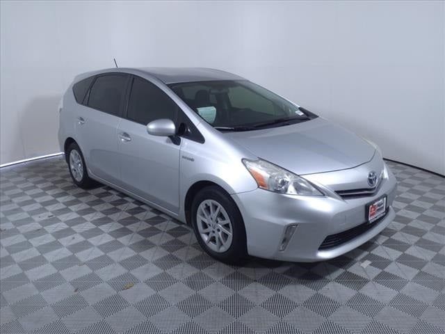 2014 Toyota Prius v Two