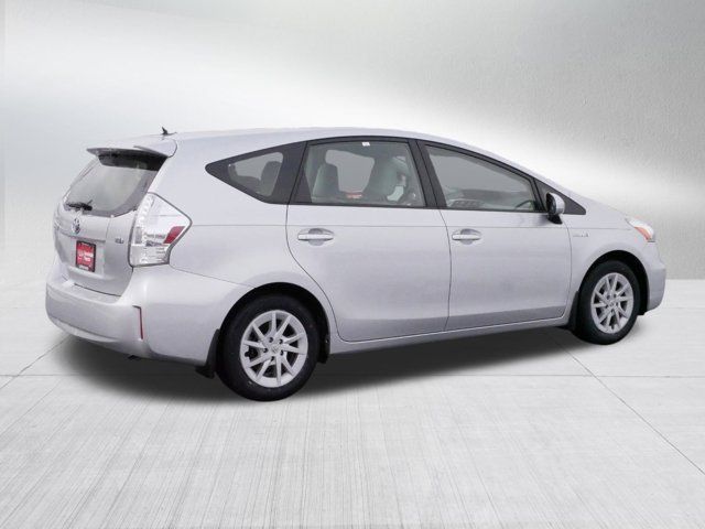 2014 Toyota Prius v Two