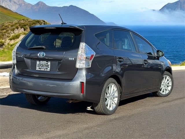 2014 Toyota Prius v Two