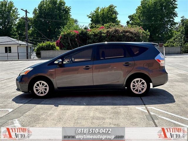 2014 Toyota Prius v Two