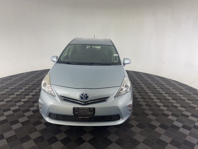 2014 Toyota Prius v Two