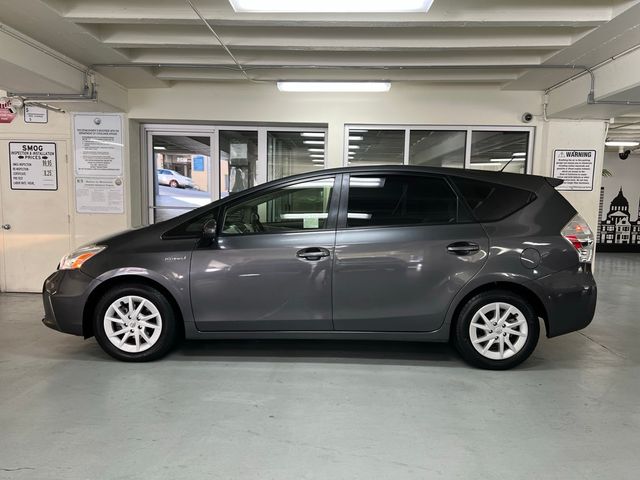 2014 Toyota Prius v Two