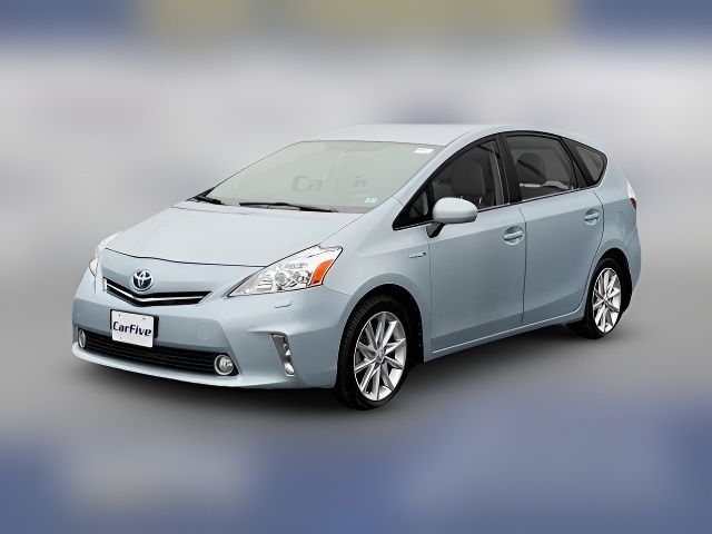 2014 Toyota Prius v Two