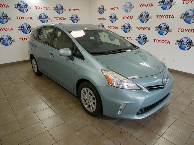 2014 Toyota Prius v Two