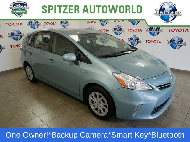 2014 Toyota Prius v Two