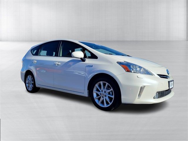 2014 Toyota Prius v Two