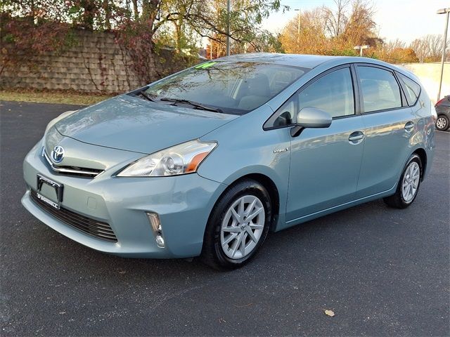 2014 Toyota Prius v Two