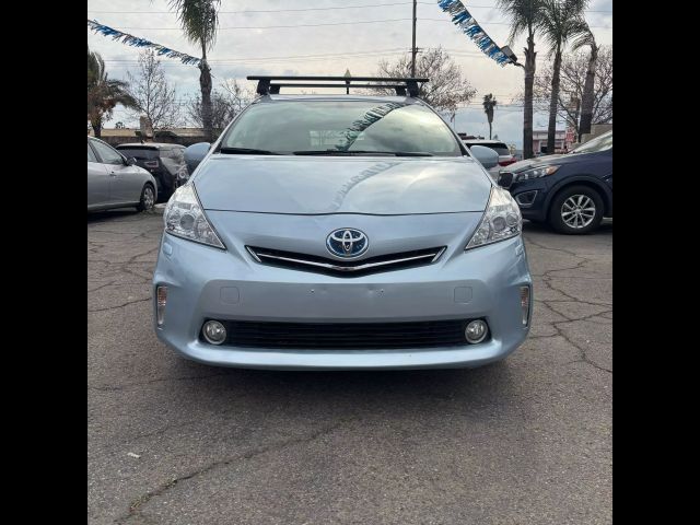 2014 Toyota Prius v Two