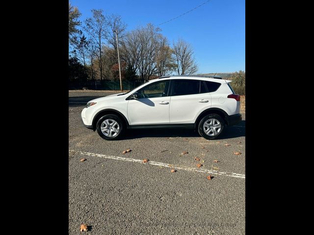 2014 Toyota RAV4 LE