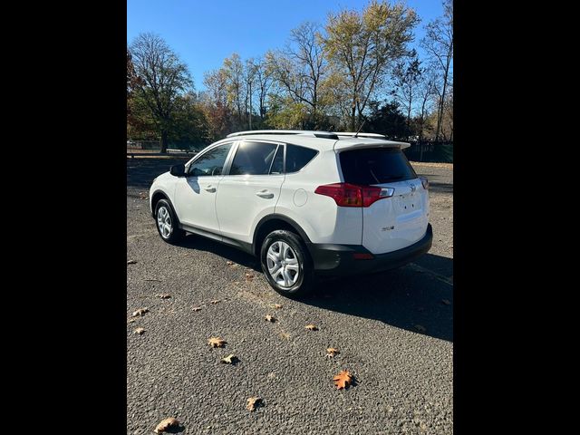 2014 Toyota RAV4 LE