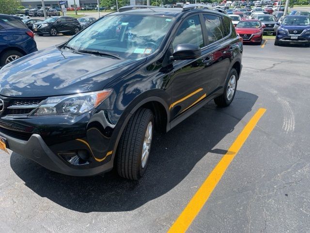 2014 Toyota RAV4 LE