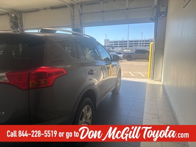 2014 Toyota RAV4 LE