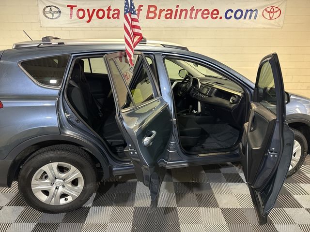 2014 Toyota RAV4 LE