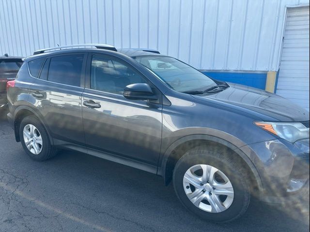2014 Toyota RAV4 LE