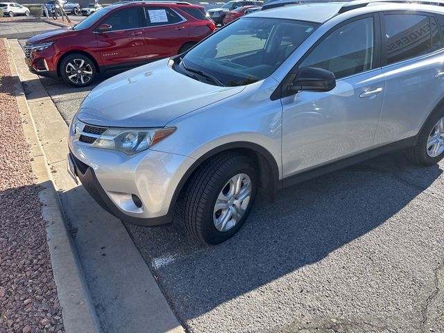 2014 Toyota RAV4 LE