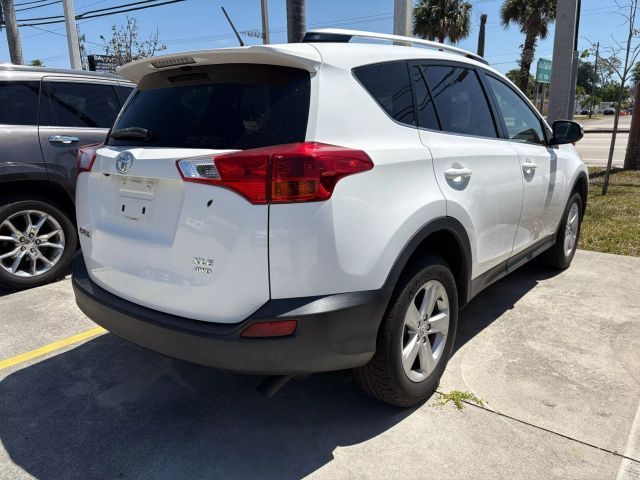 2014 Toyota RAV4 XLE